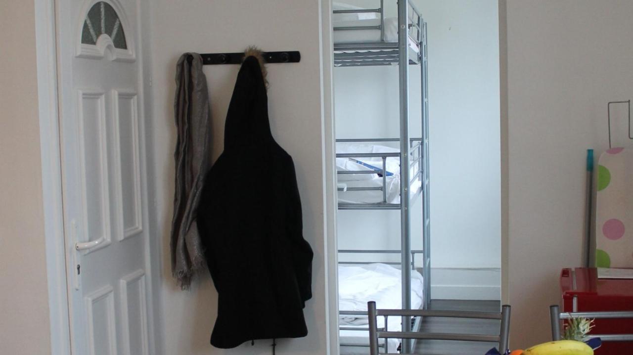 Gites Poirier Bazin Montry Buitenkant foto