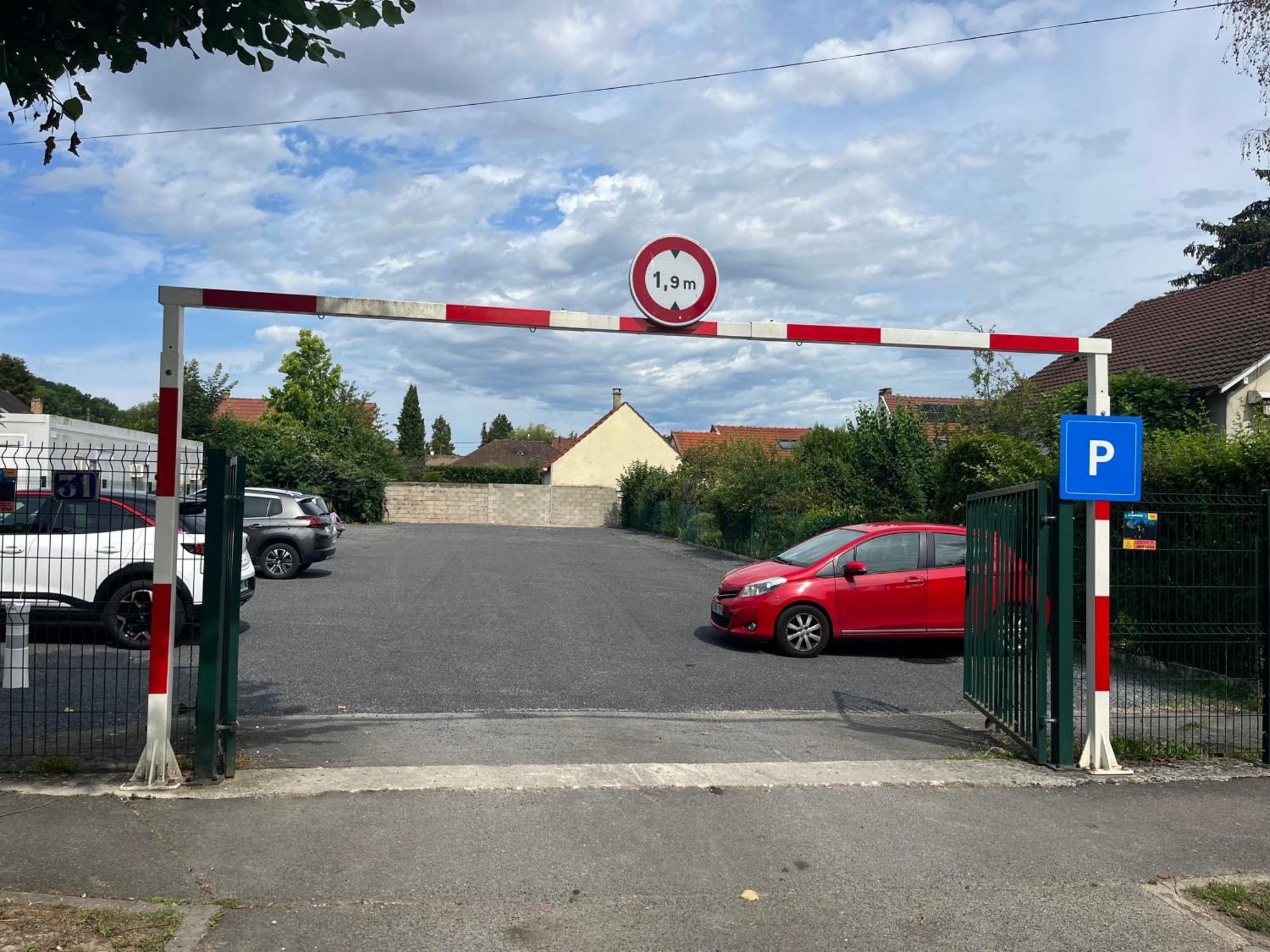 Gites Poirier Bazin Montry Buitenkant foto